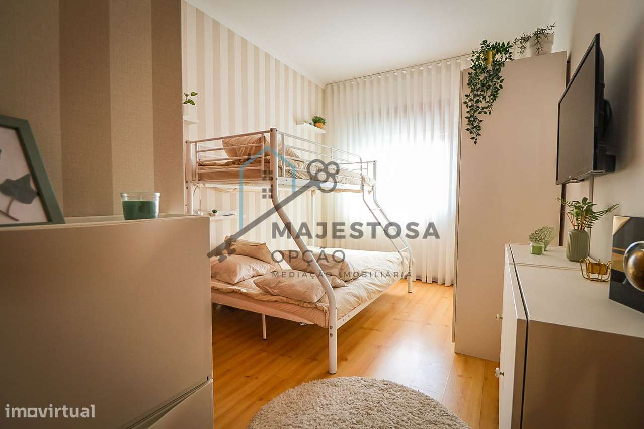 Apartamento T3 Renovado — Póvoa de Varzim-21