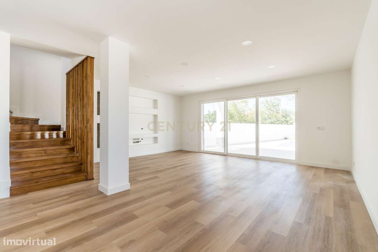 Moradia T3, Nova e Exclusiva: Campo, Mar e Piscina em Albufeira-19