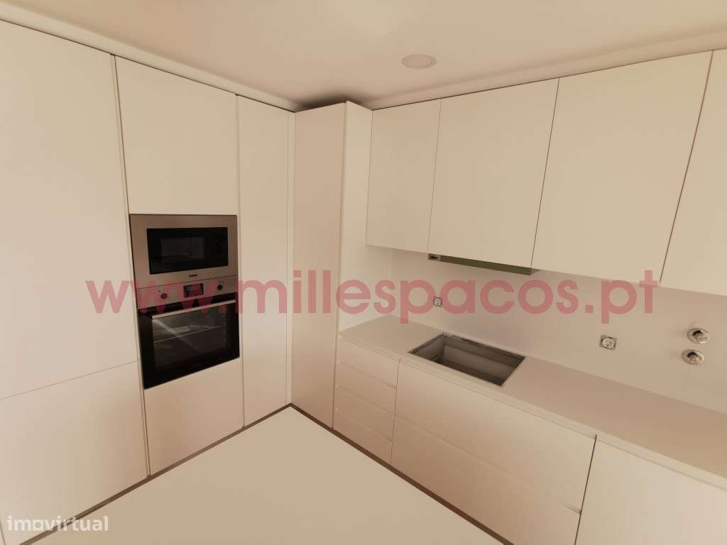 T3 Duplex -Terraço/Sul e Garagem-9