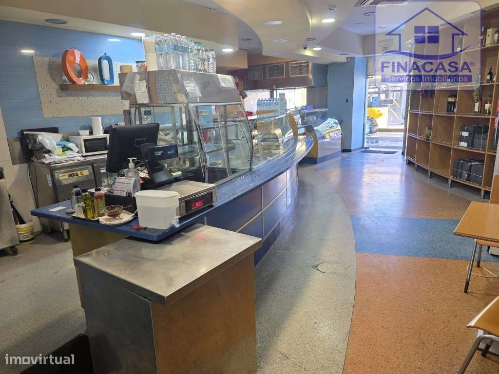 EXCLUSIVO - Oportunidade de Negócio - Trespasse de Snack-Bar / Take...-2