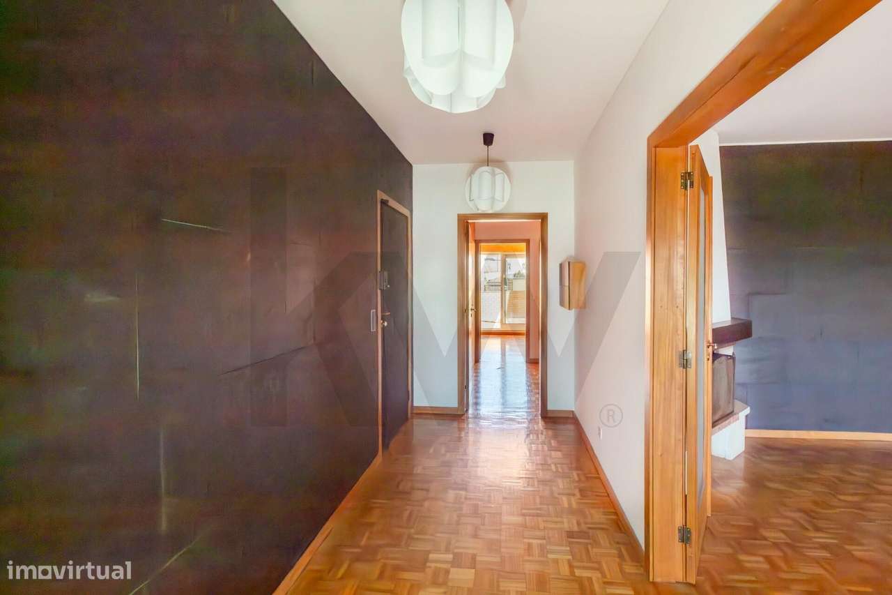 Um apartamento onde a luz, o espaço e a localização se juntam para - Grande imagem: 3/59