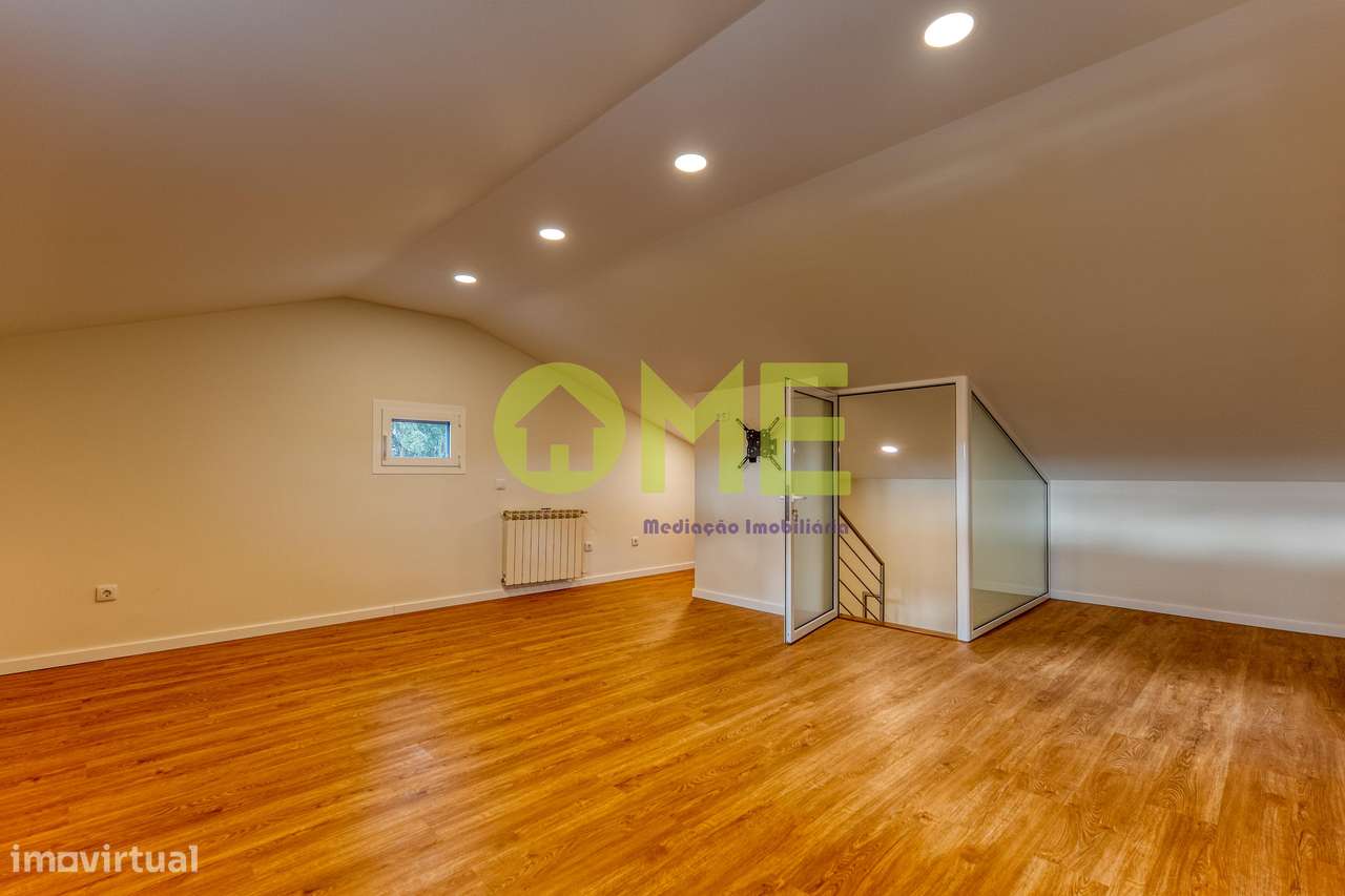 Moradia T3 à Venda em Localização Privilegiada-35