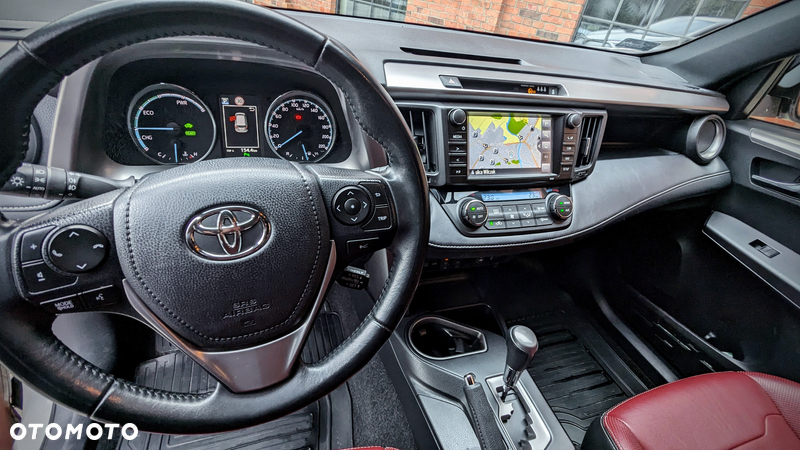 Toyota RAV4 Hybrid Premium 4x2 - 8