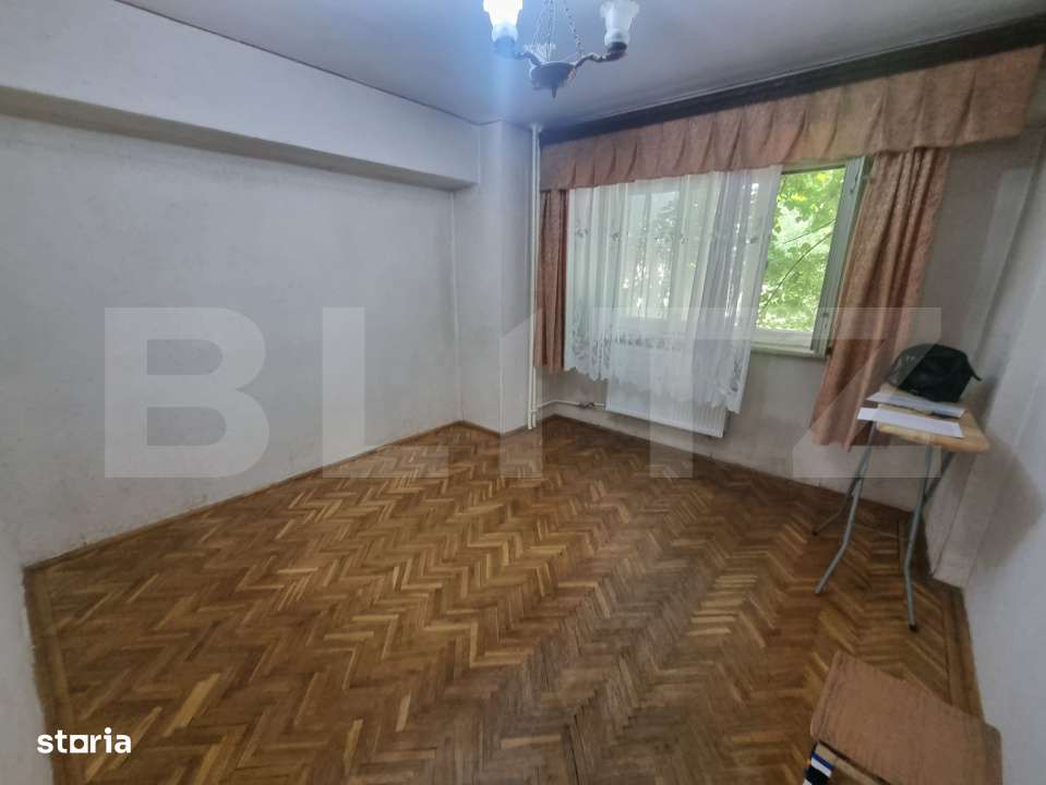 Apartament 4 camere decomandate, Rovine Zona Posta - Imagine principală: 4/15