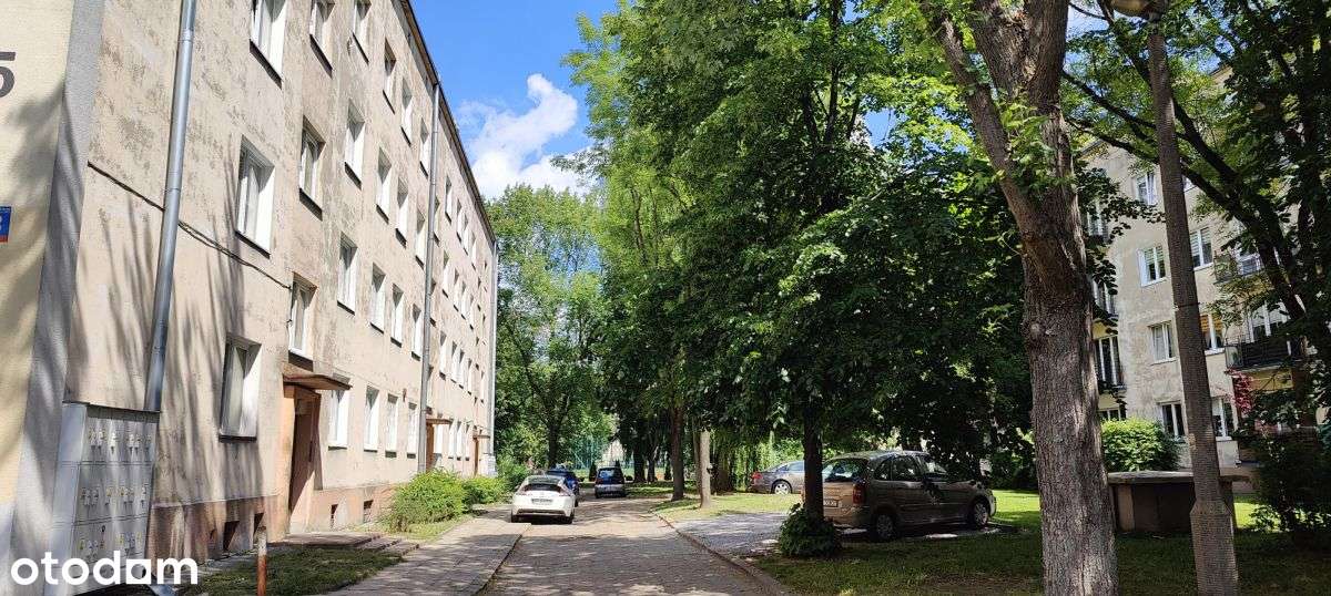 Wygodne 3 pokoje na Karolewie z balkonem-9