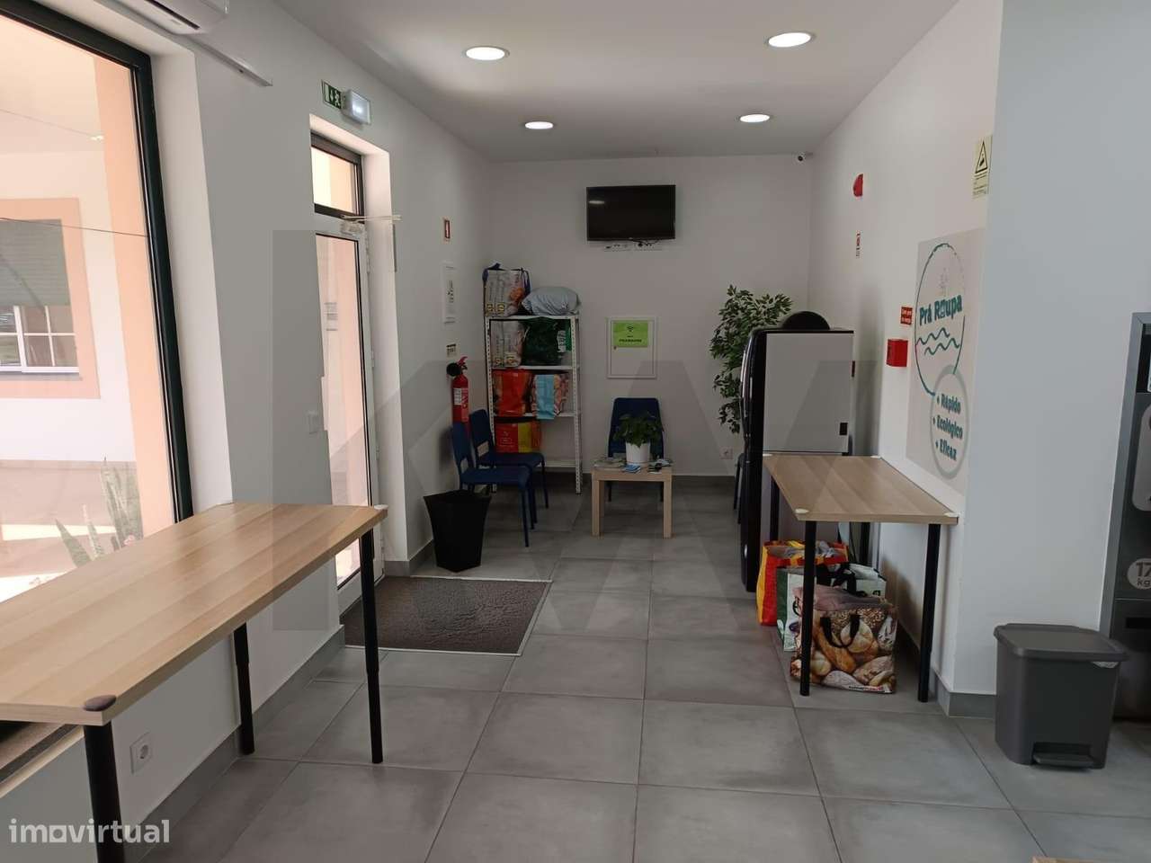 Oportunidade de Investimento: Lavandaria e Engomadoria em Pleno Funcio - Grande imagem: 4/10