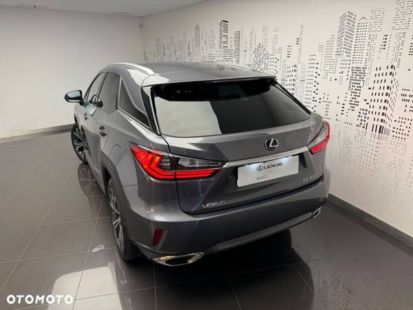 Lexus RX - 11