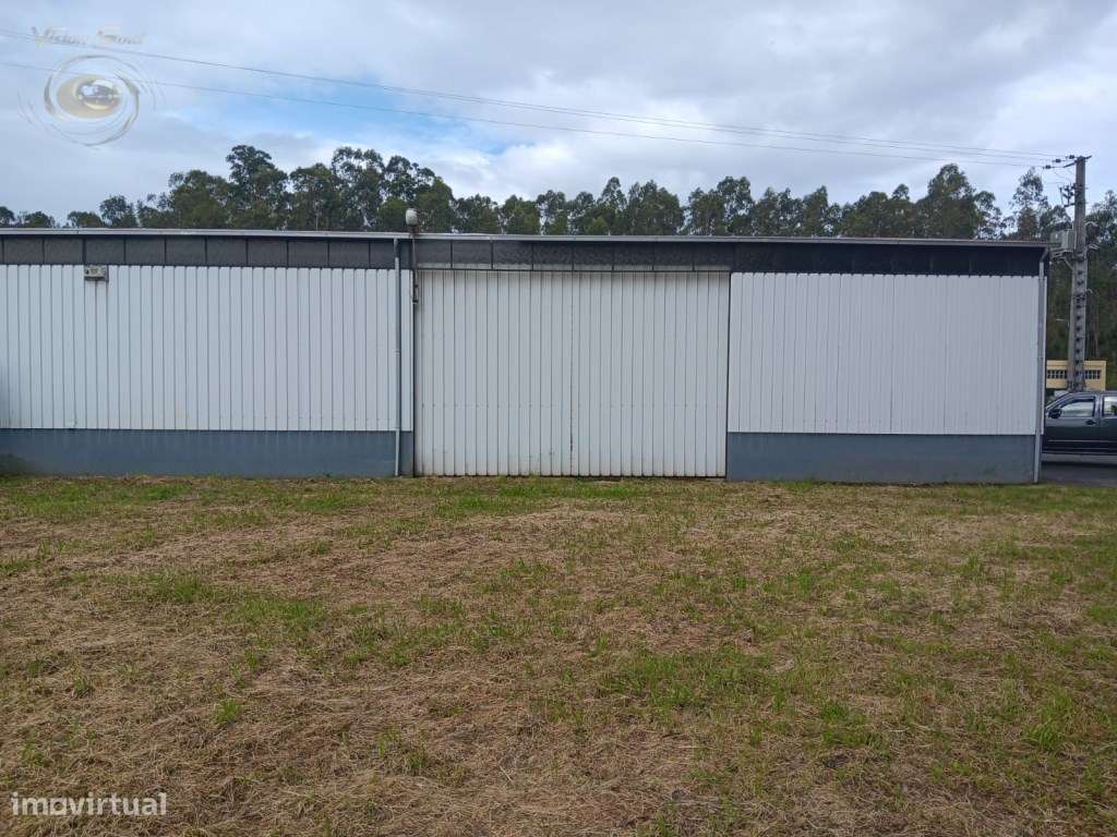 Oficina Automóvel com moradia e recheio. - Grande imagem: 4/57