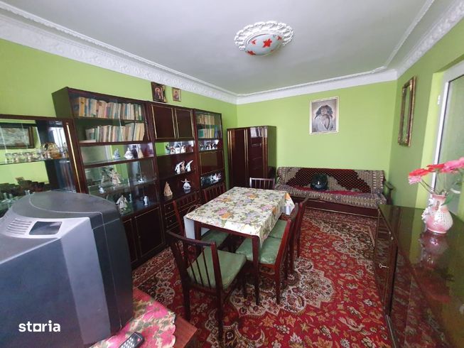 Apartament cu 3 camere in Tiglina 1 etaj 2 bloc cu subsol-6