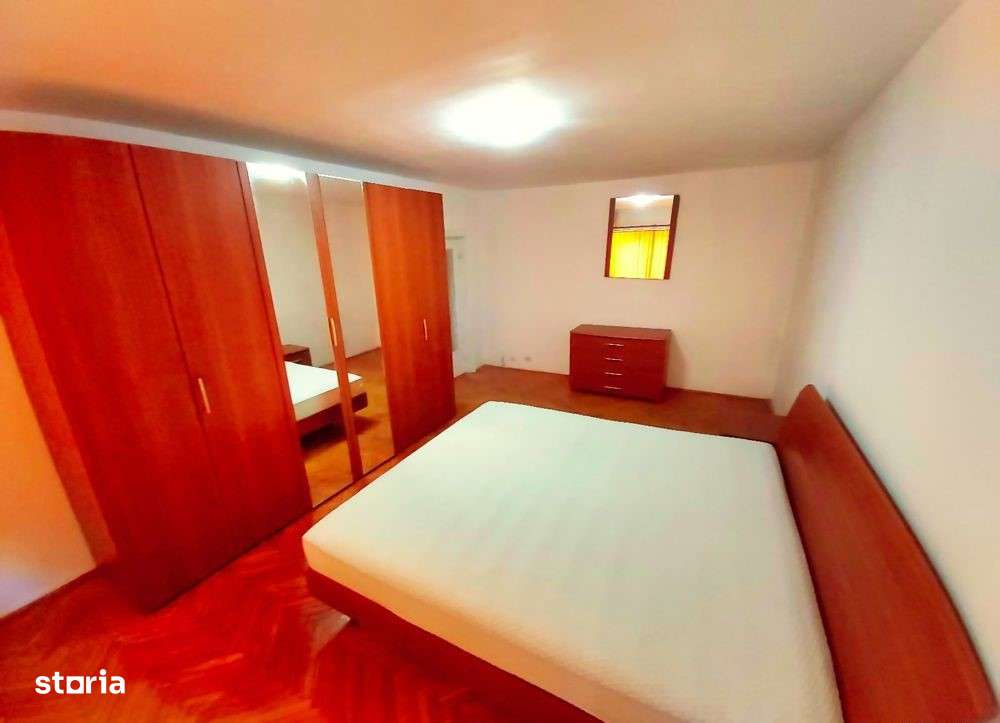 Vanzare Apartament 4 camere - decomandat 102 MP- bloc MONOLIT - UNIRII-12