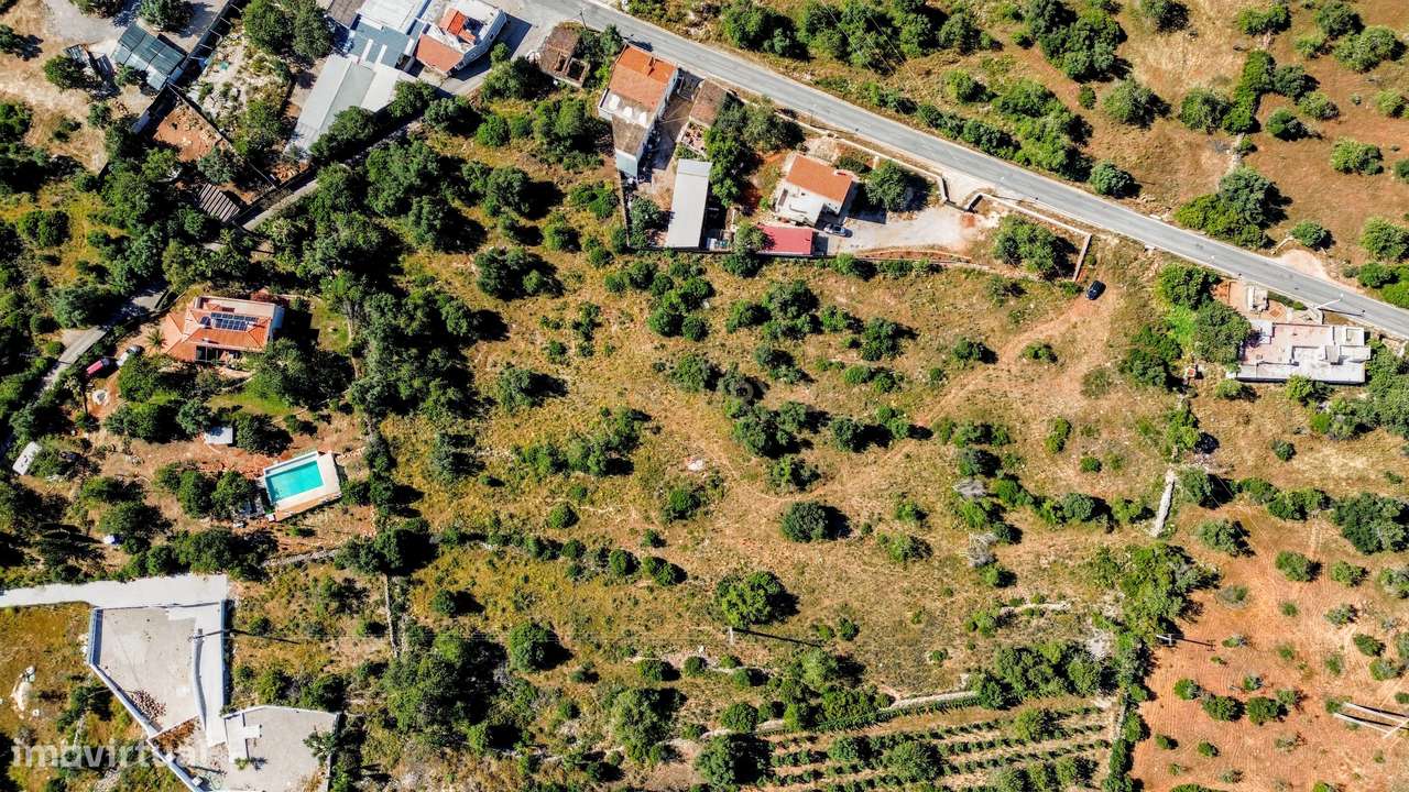 Terreno Rústico em Faro com Vista Panorâmica e Acesso Fácil - Grande imagem: 5/26