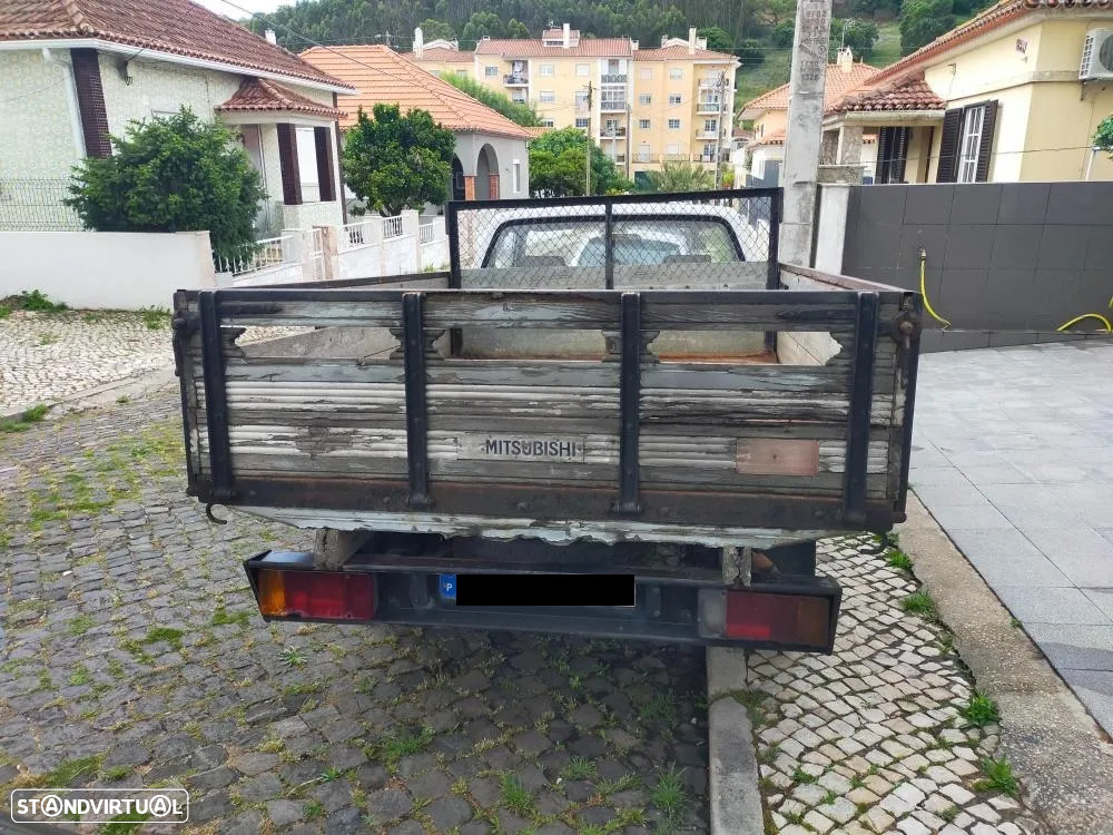 Mitsubishi L200 2.5Diesel 3Lugares - 4