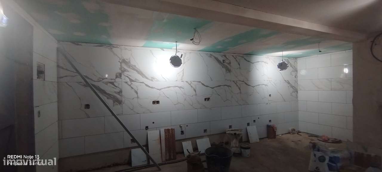 Excelente Andar de Moradia (Rés do Chão) Logrador com Churrasqueira-7