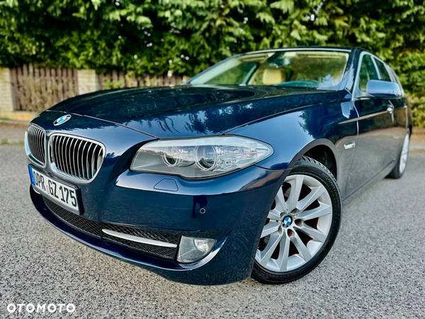 BMW Seria 5 520i Touring Luxury Line - 3