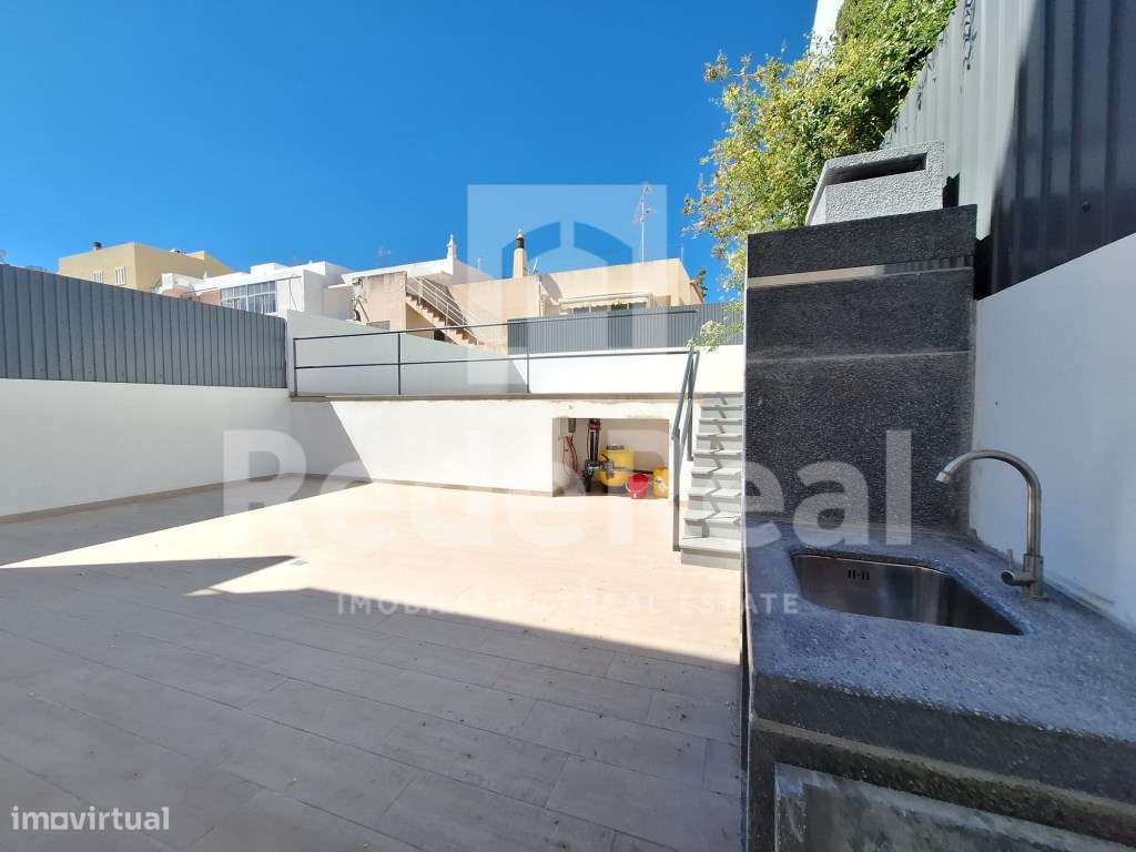 Moradia T3 em construção em Moncarapacho-7