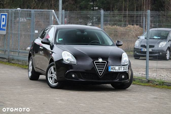 Alfa Romeo Giulietta - 1