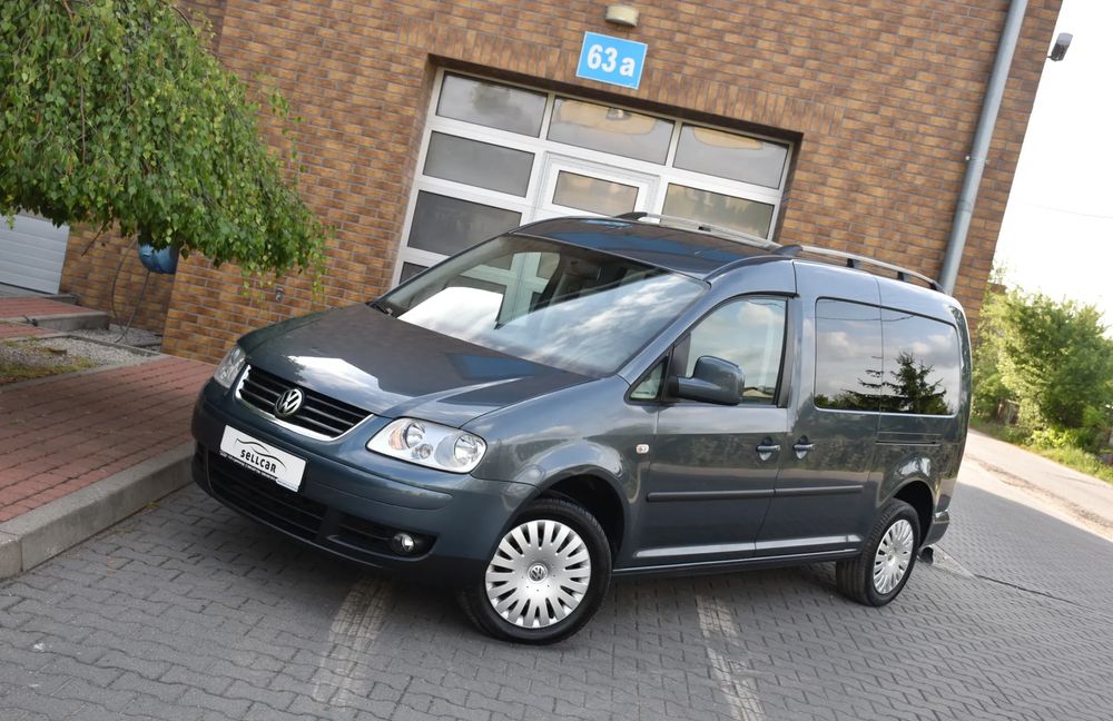 Volkswagen Caddy III 1.9 Maxi Life (7-Si.) 2010