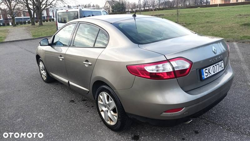 Renault Fluence 1.6 16V Color Edition - 3