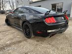 Ford Mustang 3.7 V6 - 8