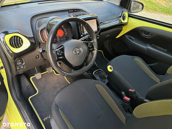 Toyota Aygo 1.0 VVT-i Black Edition - 24
