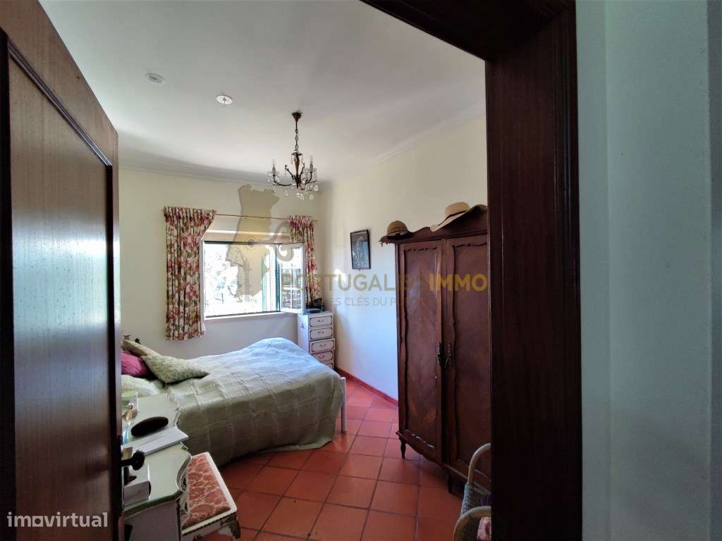 Vende-se: Elegante moradia térrea com anexo e piscina aquecida - Cu...-14