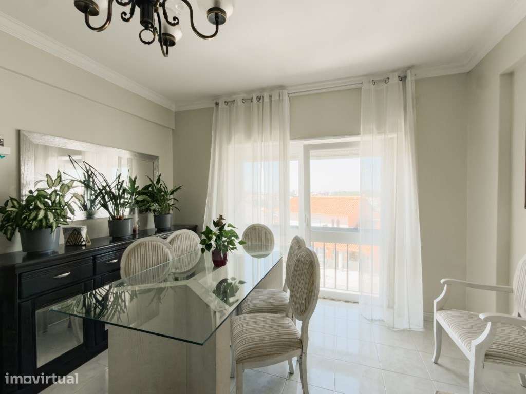 Apartamento T2 na Amoreira com Varanda - Grande imagem: 4/20