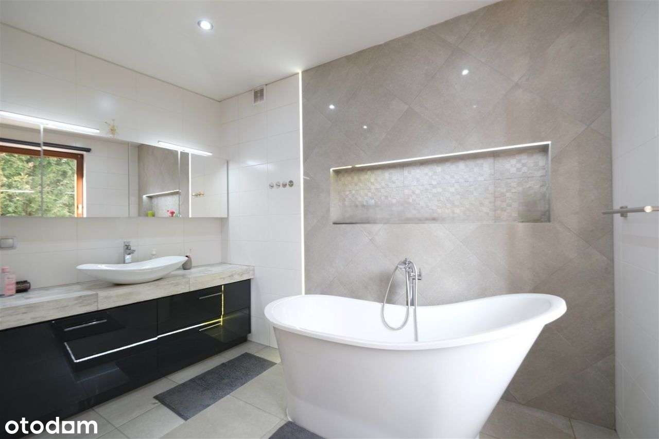 Komfortowy dom jednorodzinny-duża prywatna działka-8