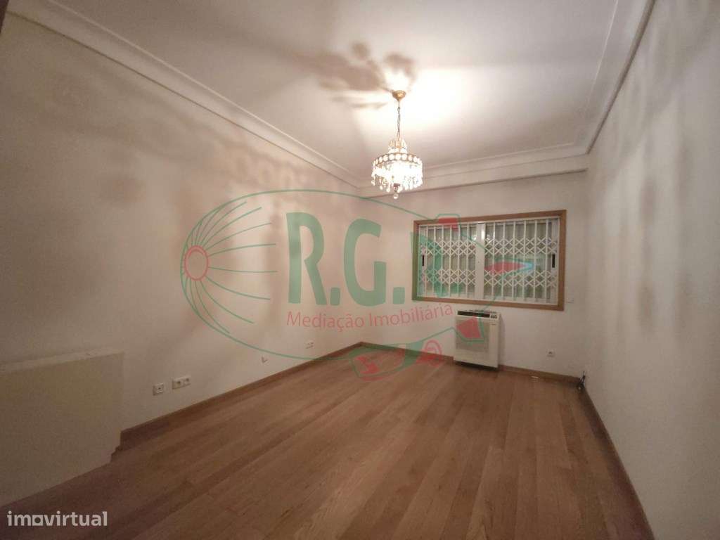 Moradia Isolada T3 | Piscina | Vistas Rio | 5 Min Porto-28