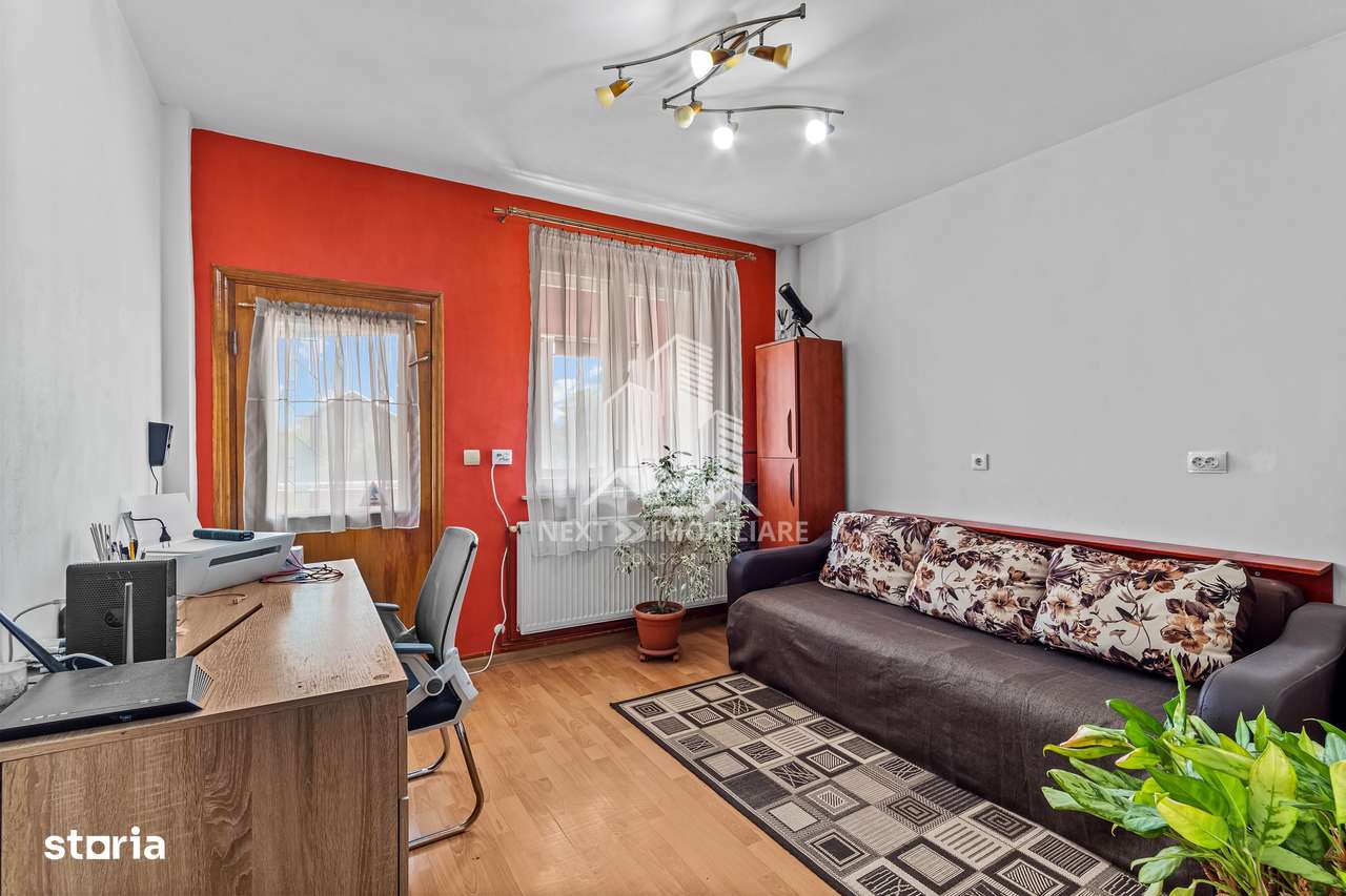 Vila S+P+2E+ M, garaj si spatiu comercial, Km4-5 - Imagine principală: 5/20