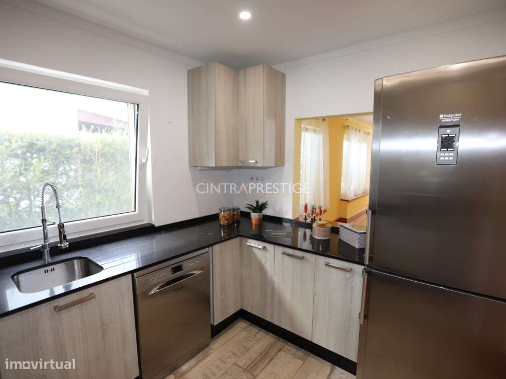 Moradia T3 com Jardim e Garagem na Quinta Verde - Nafarros, Sintra.-13