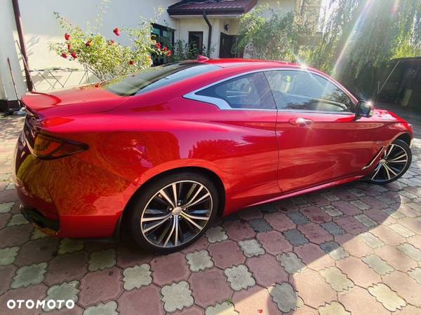 Infiniti Q60 2.0t Coupe Premium Tech - 4