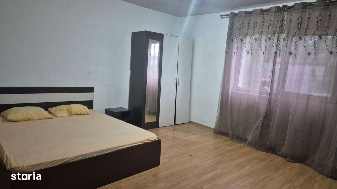 Casa cu teren generos de vanzare in Corbu-9