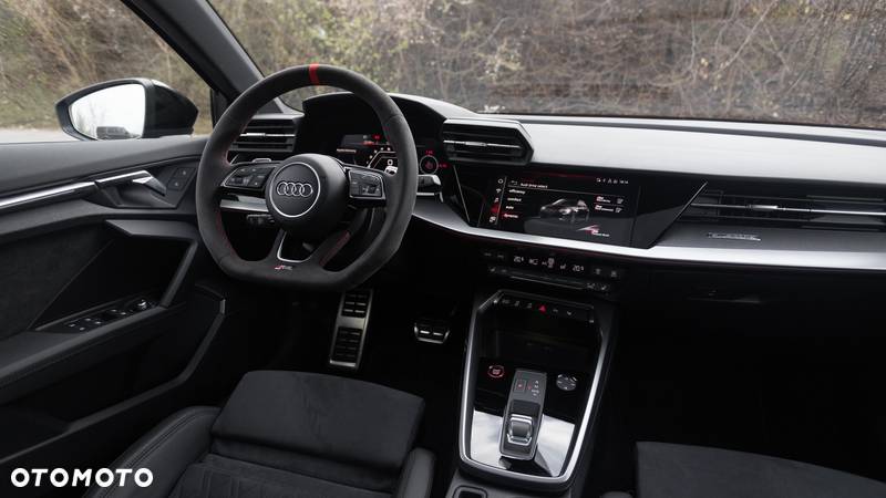 Audi RS3 TFSI Quattro S tronic - 19