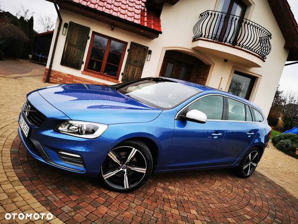 Volvo V60 D3 Geartronic R-Design - 18