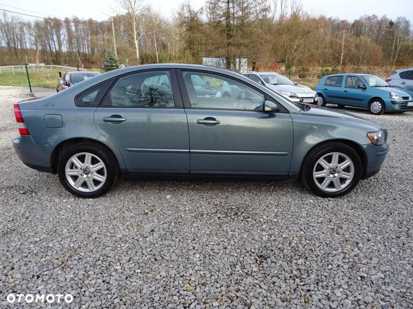 Volvo S40 2.4 - 11