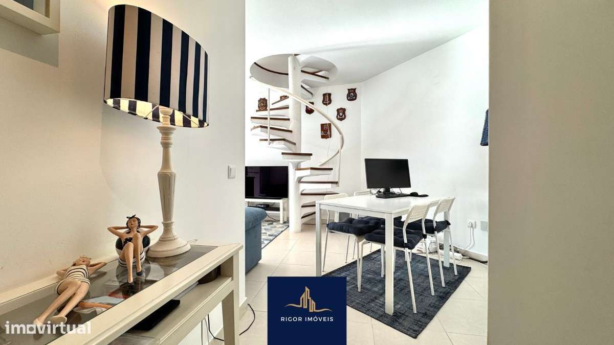 Apartamento T1+1 Duplex | Póvoa de Varzim - Centro | Oportunidade-13