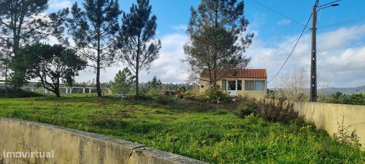 Vivenda Isolada com terreno - Alenquer-9