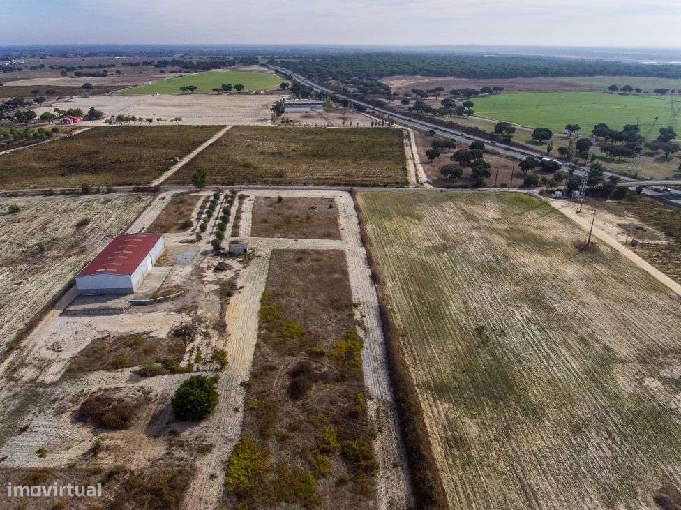 Venda de Quinta com armazém industrial-8
