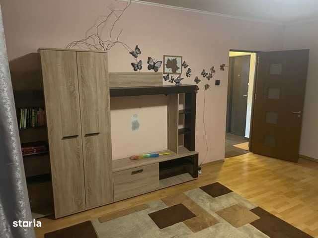 Vand garsoniera Lujerului