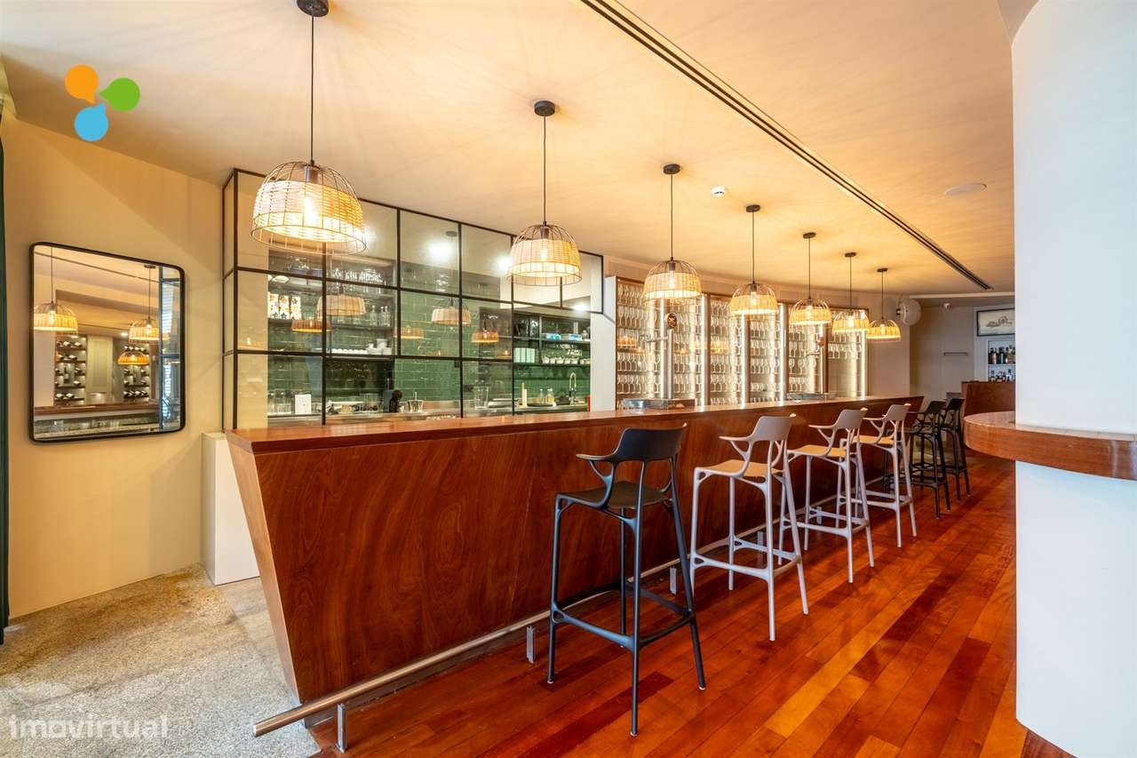 Oportunidade Única | Café/Bar Totalmente Equipado | Leça da Palmeira-11