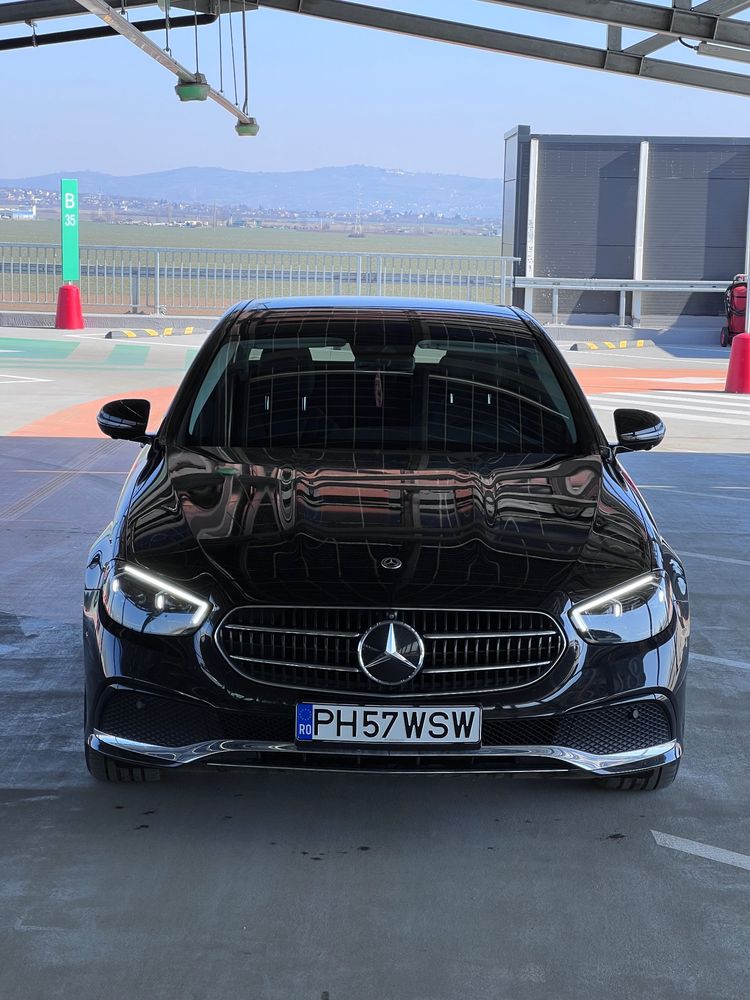 Mercedes-Benz E W213 [2016 - 2023] 200 9G-TRONIC Exclusive 2021