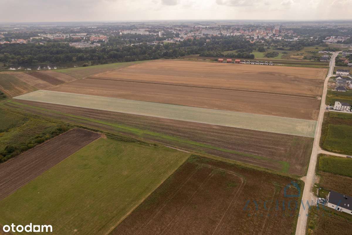 Działka inwestycyjna-3