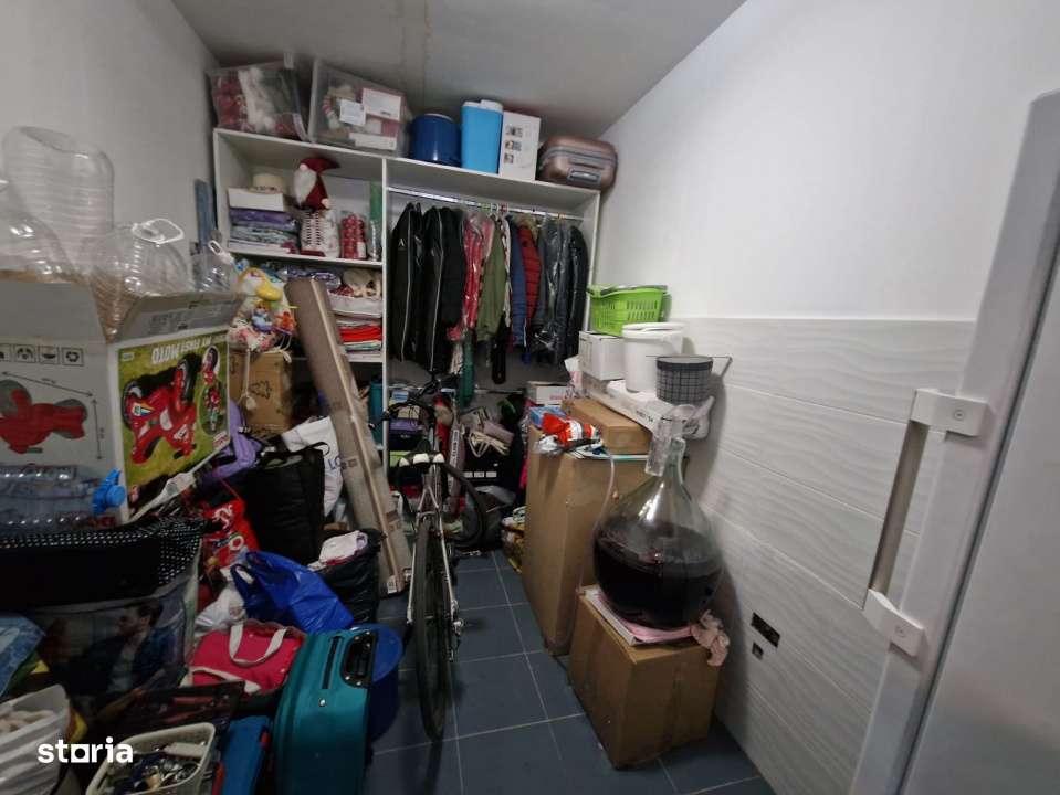 Apartament de 3 camere, decomandat, 76 mp., zona Calea Moldovei-6