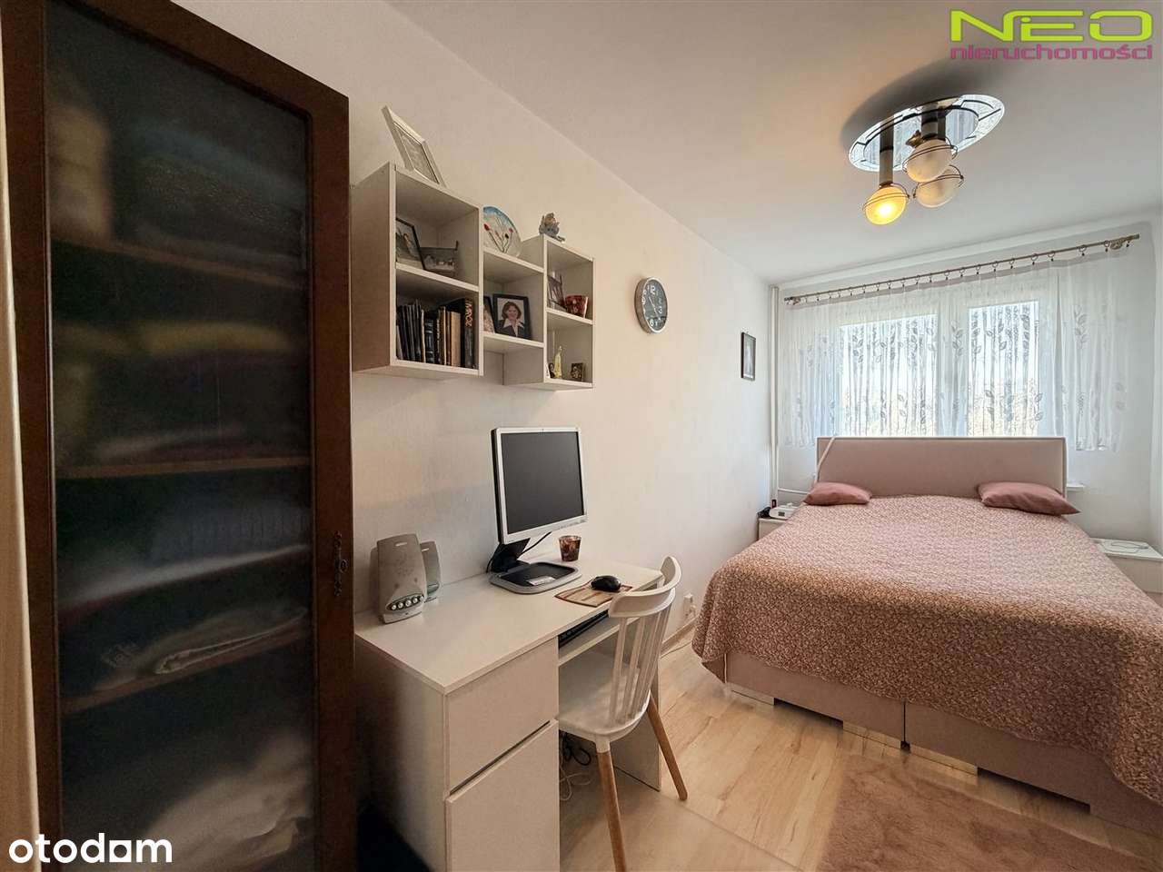 Przestronne jasne mieszkanie-8