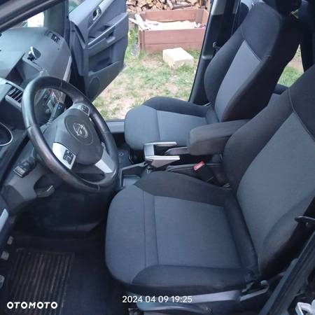 Opel Zafira 1.6 Elegance - 16