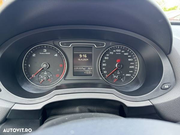 Audi Q3 2.0 TDI - 27