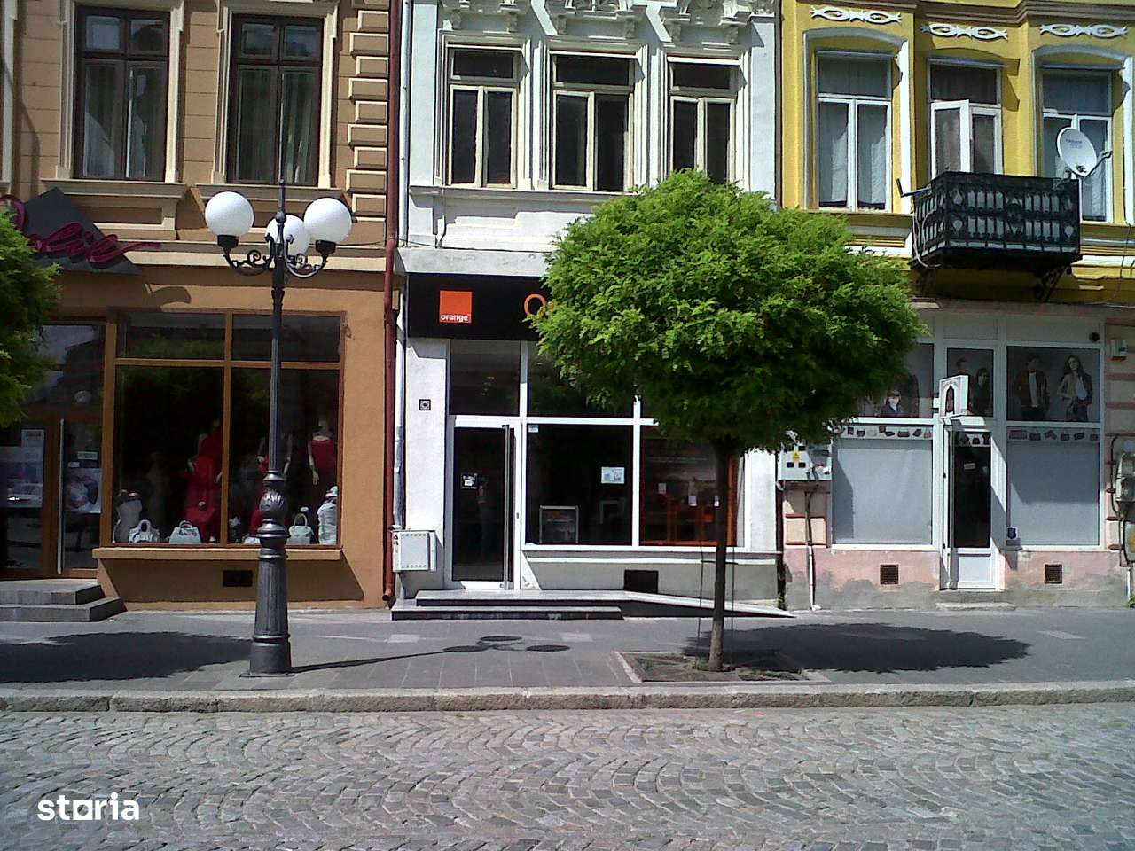 Proprietar,vand spatiu comercial 300mp -centrul istoric/zona pietonala-0