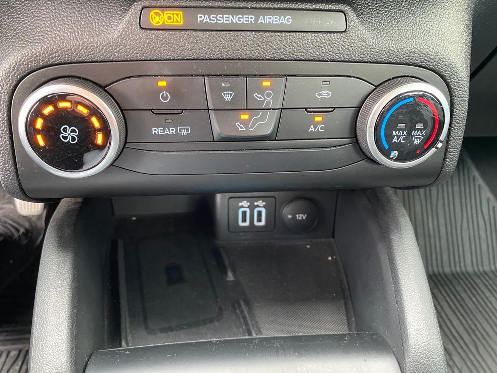 Ford Focus - foto 21