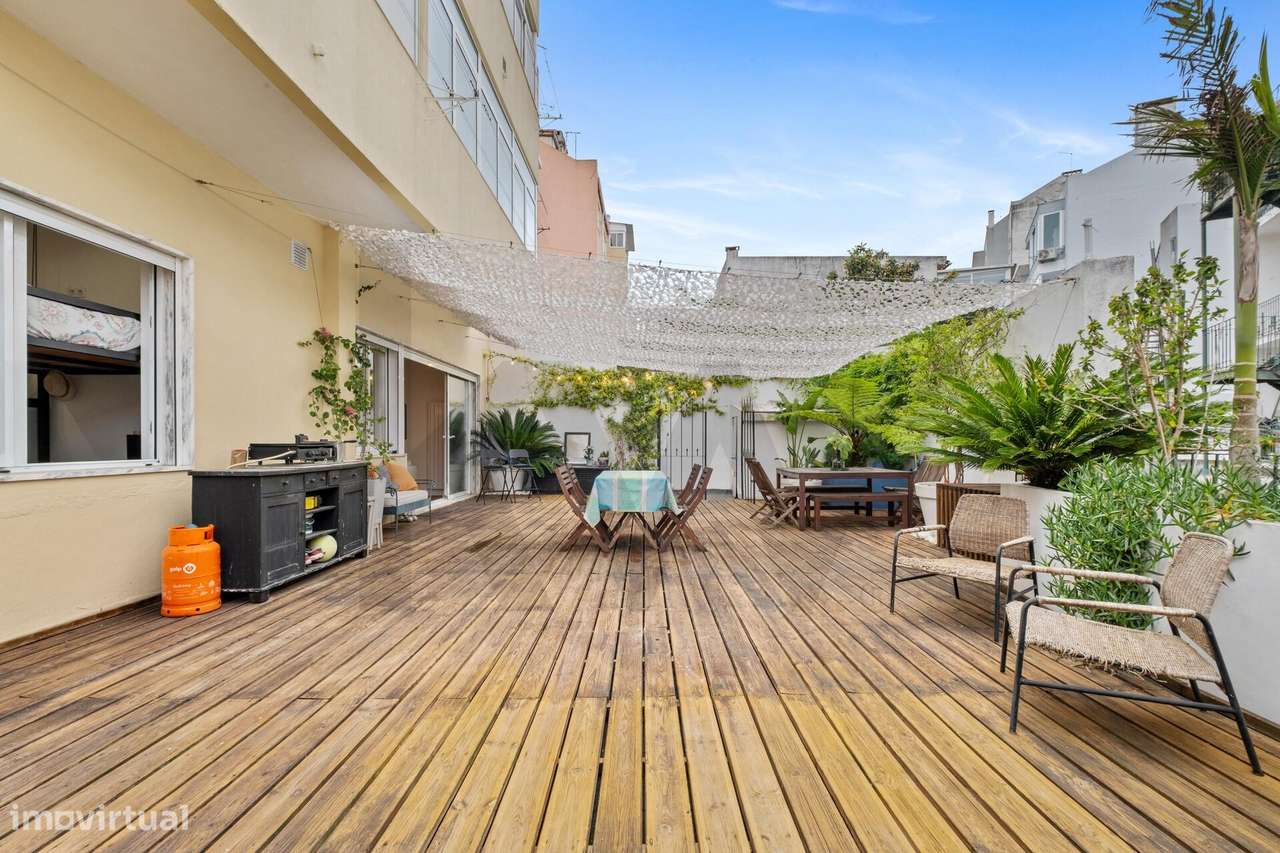 APARTAMENTO T3 NO CENTRO DE LISBOA– RENOVAÇÃO DE 2020 |  100M2 TERRAÇO-16