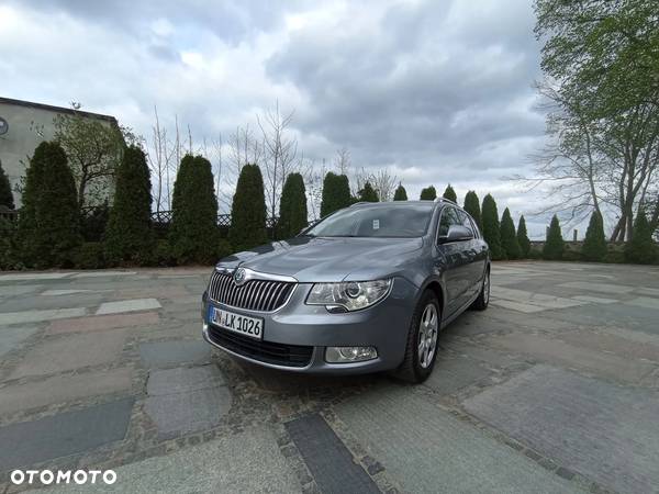 Skoda Superb 2.0 TDI Elegance - 3